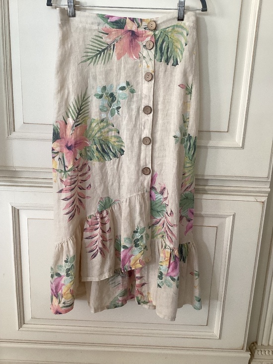LOGICA Dresses & Skirts - NWOT-LOGICA ITALIAN LINEN SKIRT - ASYMMETRICAL - TROPICAL PRINT - SIZE S